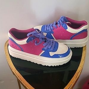 Unworn Women's Ugg Sneakers